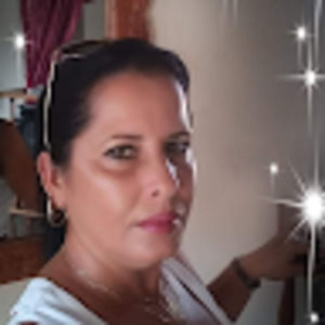 Meet your Posher, Tania